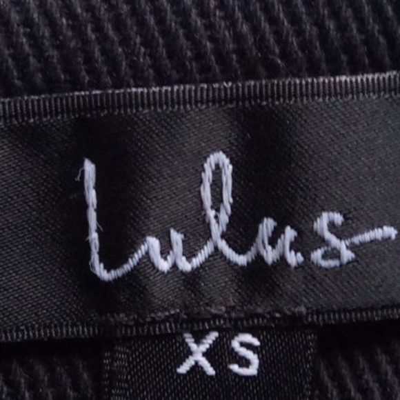 NWOT - Lulus Don't Stop the Party - Picture 4 of 5